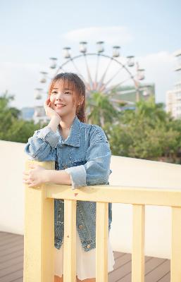 美丽小蜜桃2绝对满天星值得一看
