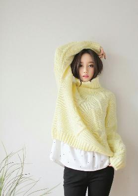 男生手放女生胸上胸会变大吗