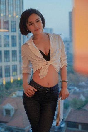 不戴套干新婚少妇