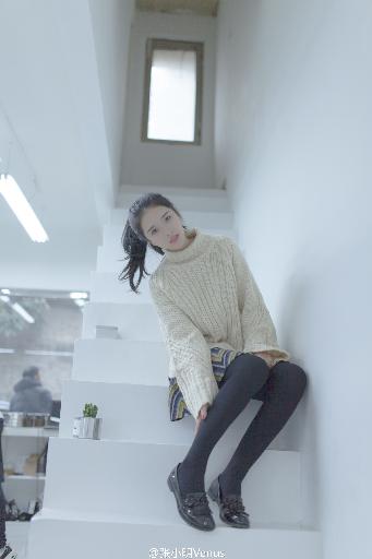 清冷烂美人的管控日常小说