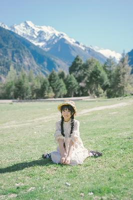 强摸秘书人妻大乳BD