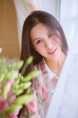 女人荫蒂被添全过程频