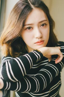 玩弄朋友娇妻呻吟交换电影