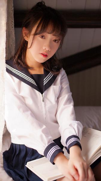 七个师兄一前一后的小说名