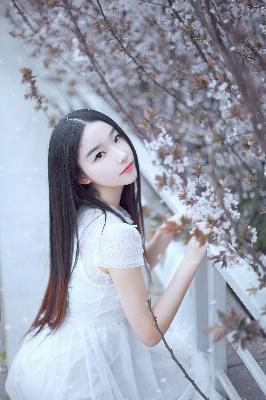 色墦五月丁香