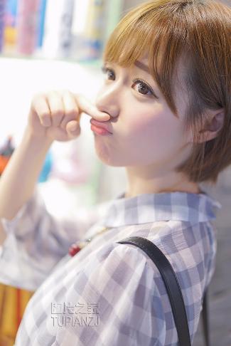 色墦五月丁香
