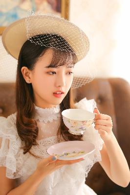 男女黄床上色视频免费的小说