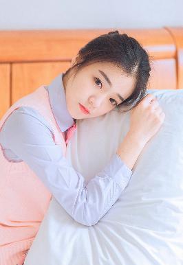 迷人的人妻HHD语中字