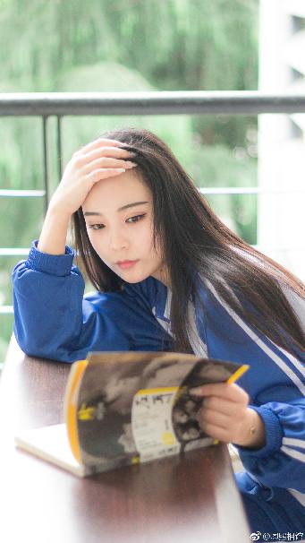 善良的邻居做爰BD