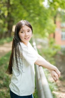 电影《乳妓》在线观看