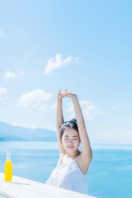 幽灵娘翻白眼流口水流眼泪图片