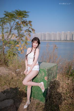 中文在线观看免费高清第三季预告
