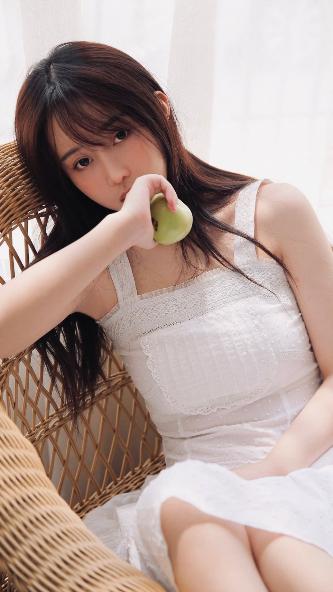 姑娘被轮流欺负没人救电视剧
