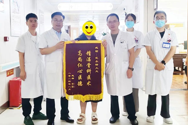 【永林榮譽(yù)(yù)榜】他們用精湛醫(yī)(yī)術(shù)(shù)和大愛(ài)仁心贏得患者信賴！